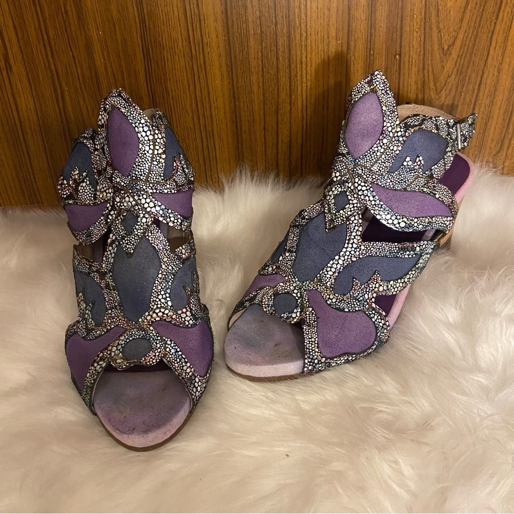 BNWOT Laura Vita France women’s whimsical open toe‎ block heel shoes in size 39